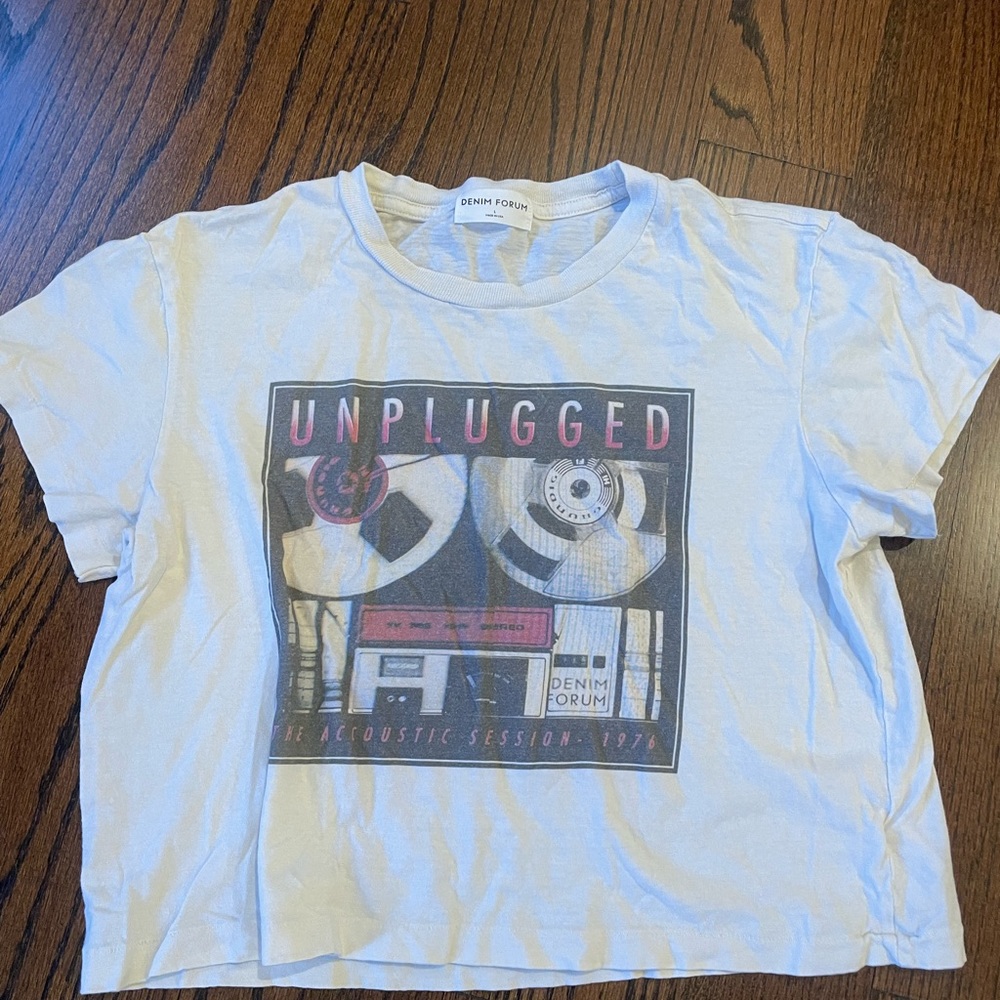 Aritzia denim forum cropped graphic tee